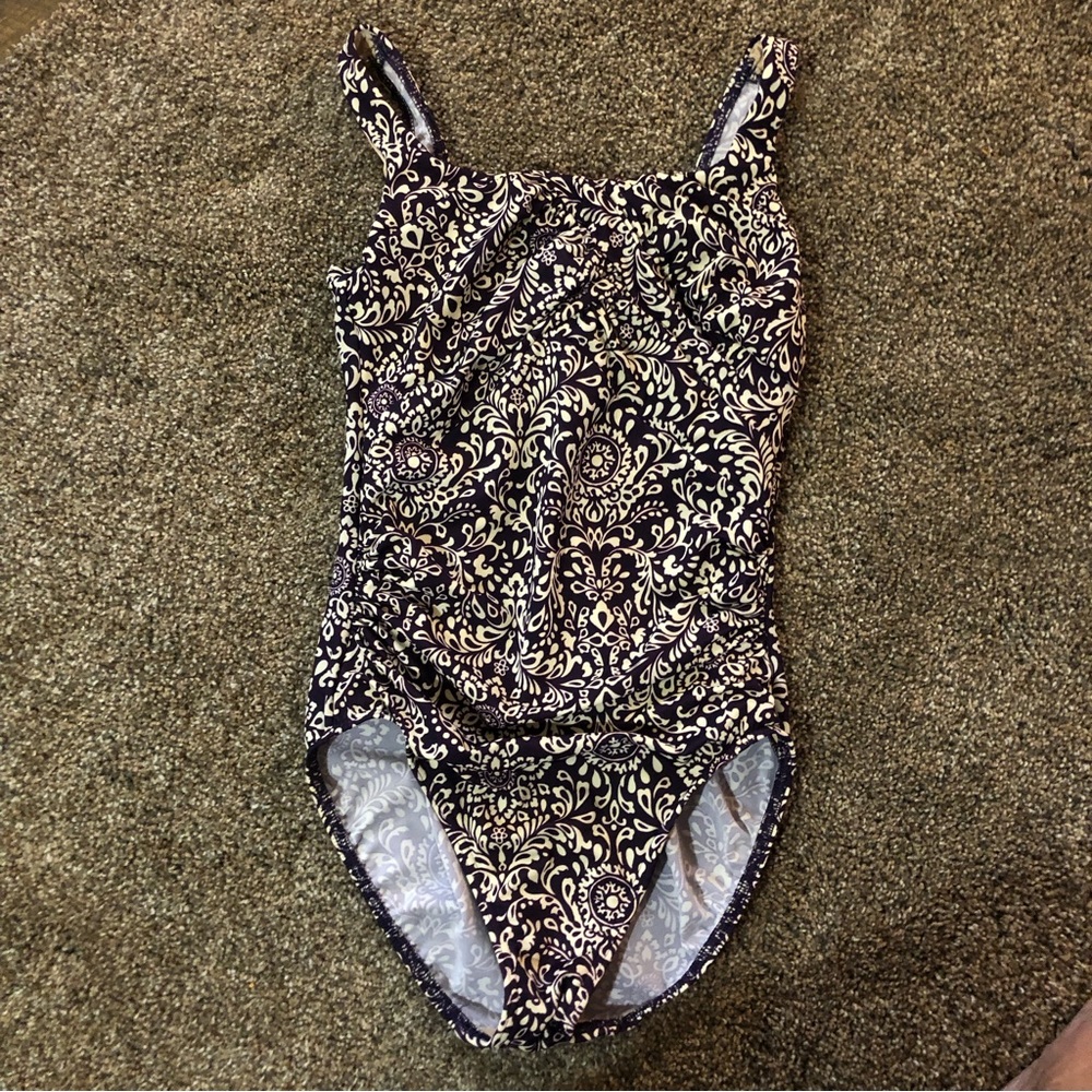 Lands’ End Purple Print Slimming Underwire Swimsuit 6
